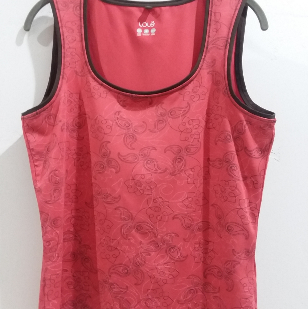 LOLE activewear tanktop wicking & stretch material